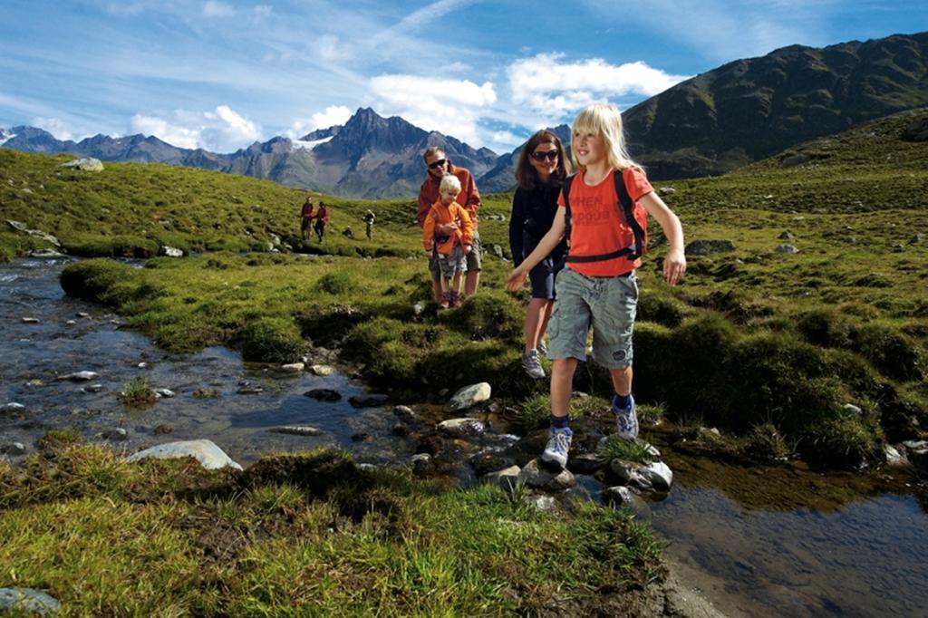 Hotel Tia Smart Natur Kaunertal Exterior foto